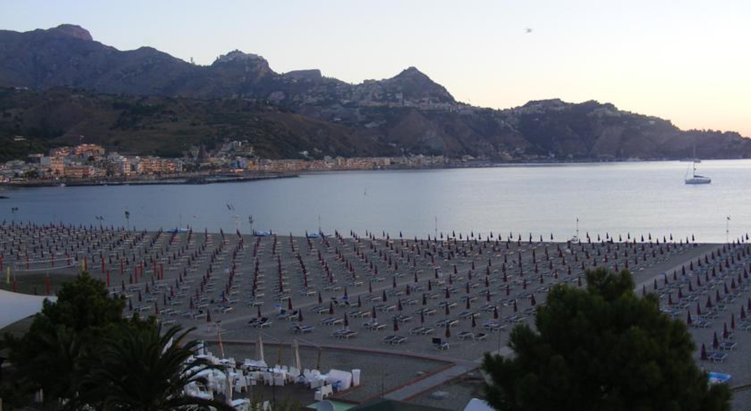 Hotel Sabbie D'Oro Giardini-Naxos Kültér fotó