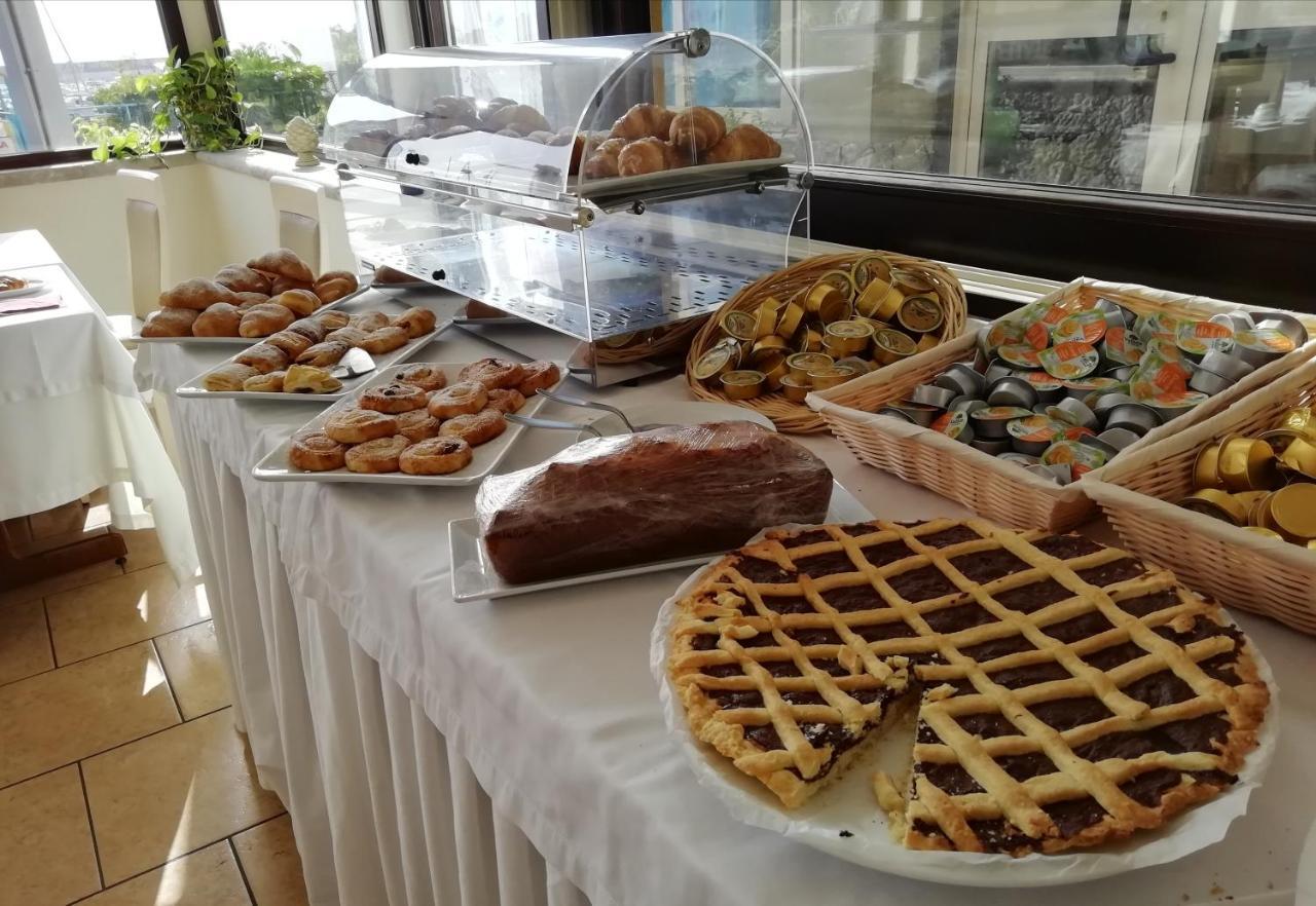 Hotel Sabbie D'Oro Giardini-Naxos Kültér fotó