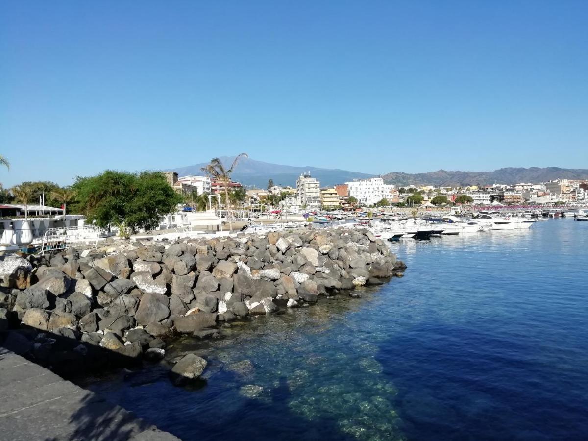 Hotel Sabbie D'Oro Giardini-Naxos Kültér fotó