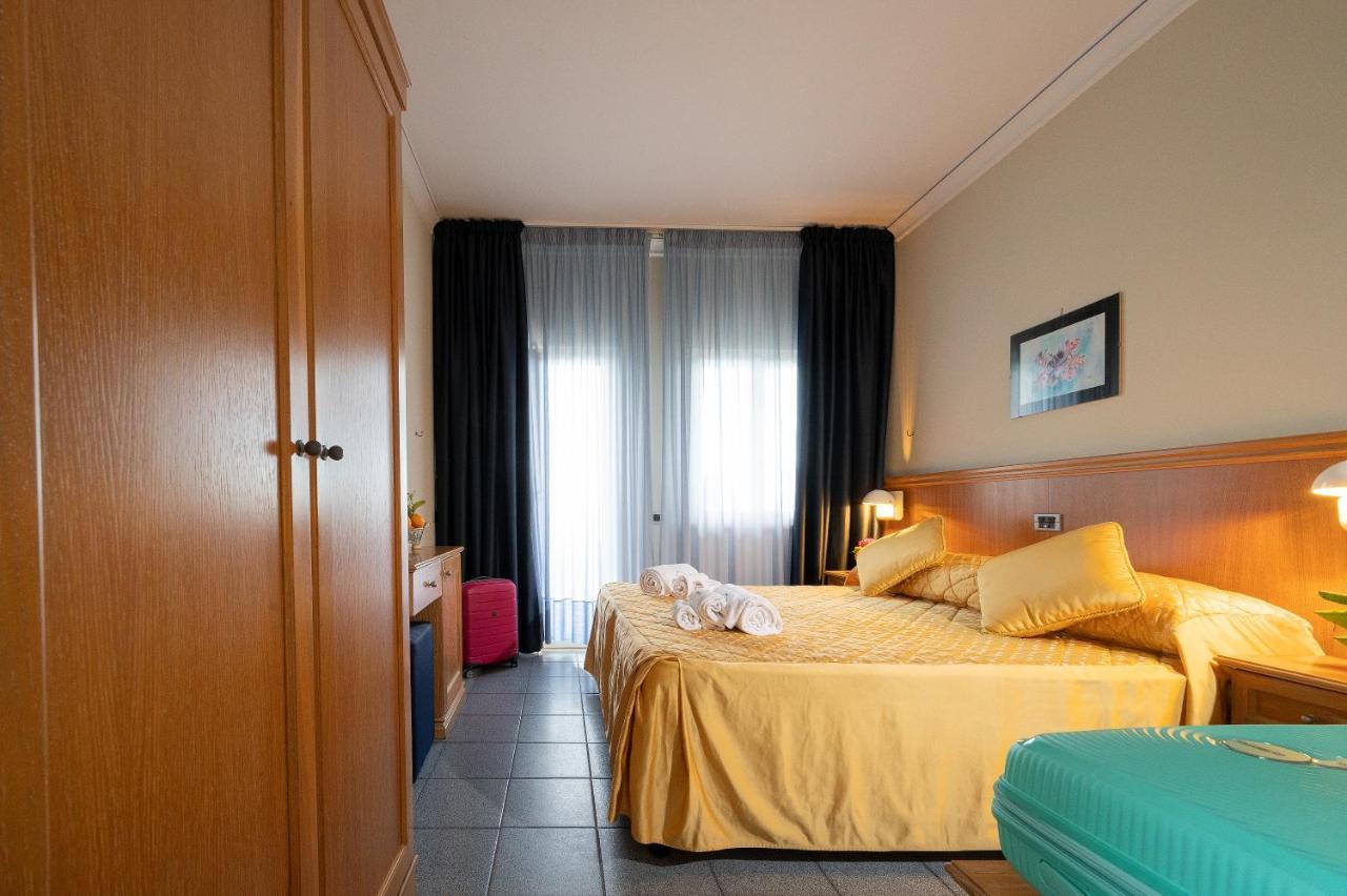 Hotel Sabbie D'Oro Giardini-Naxos Kültér fotó