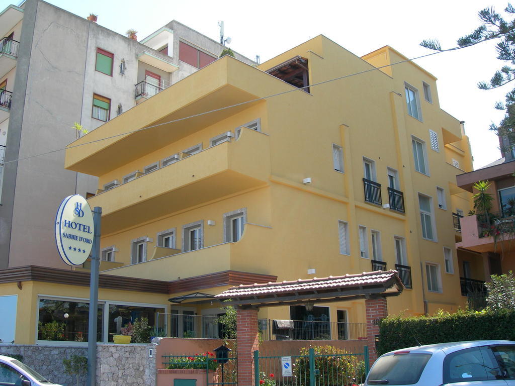 Hotel Sabbie D'Oro Giardini-Naxos Kültér fotó