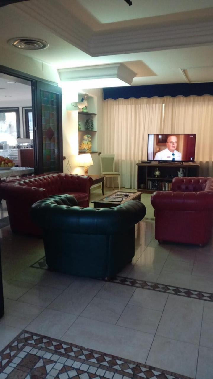 Hotel Sabbie D'Oro Giardini-Naxos Kültér fotó